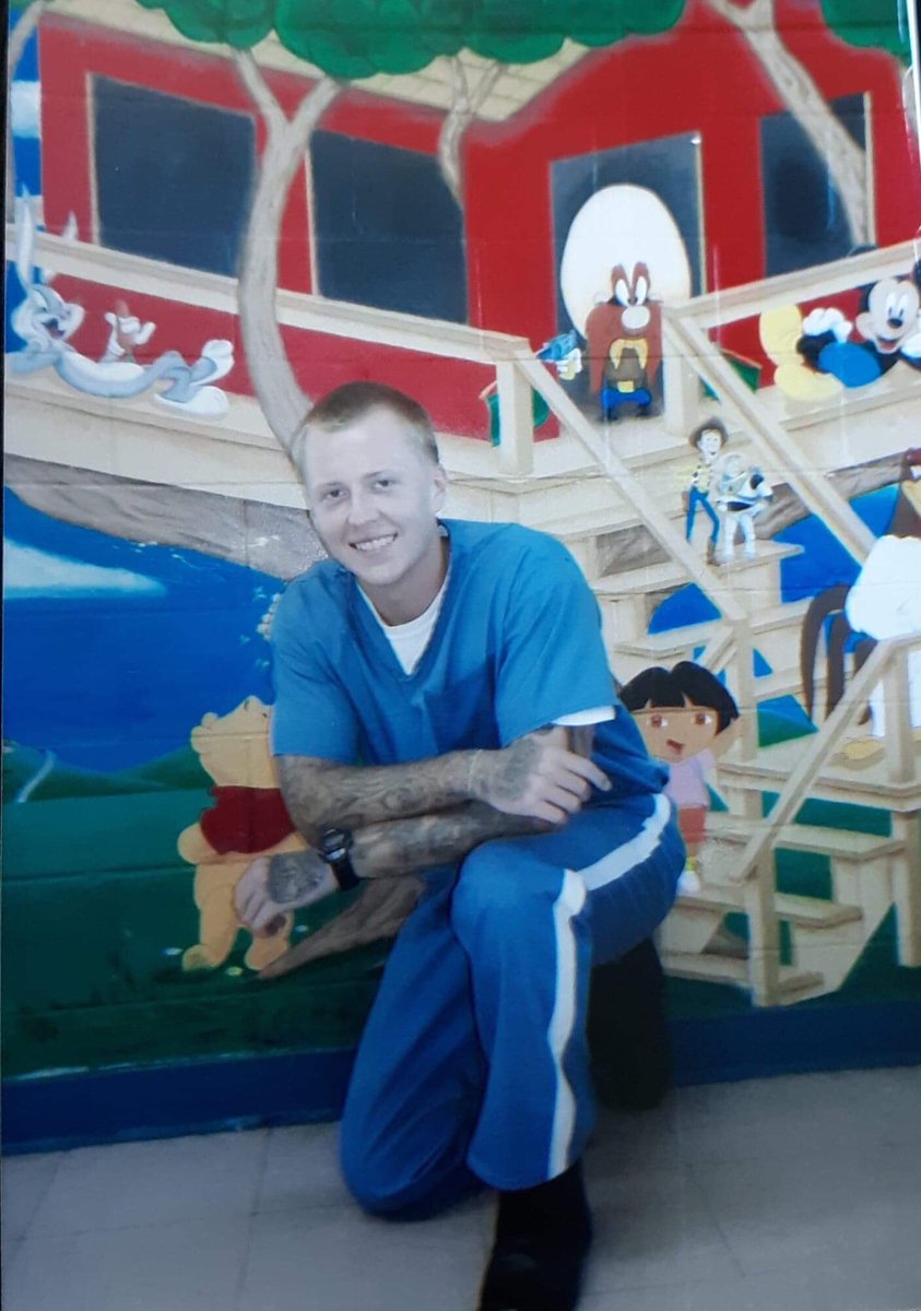 シ (@payneicus) on Twitter photo 