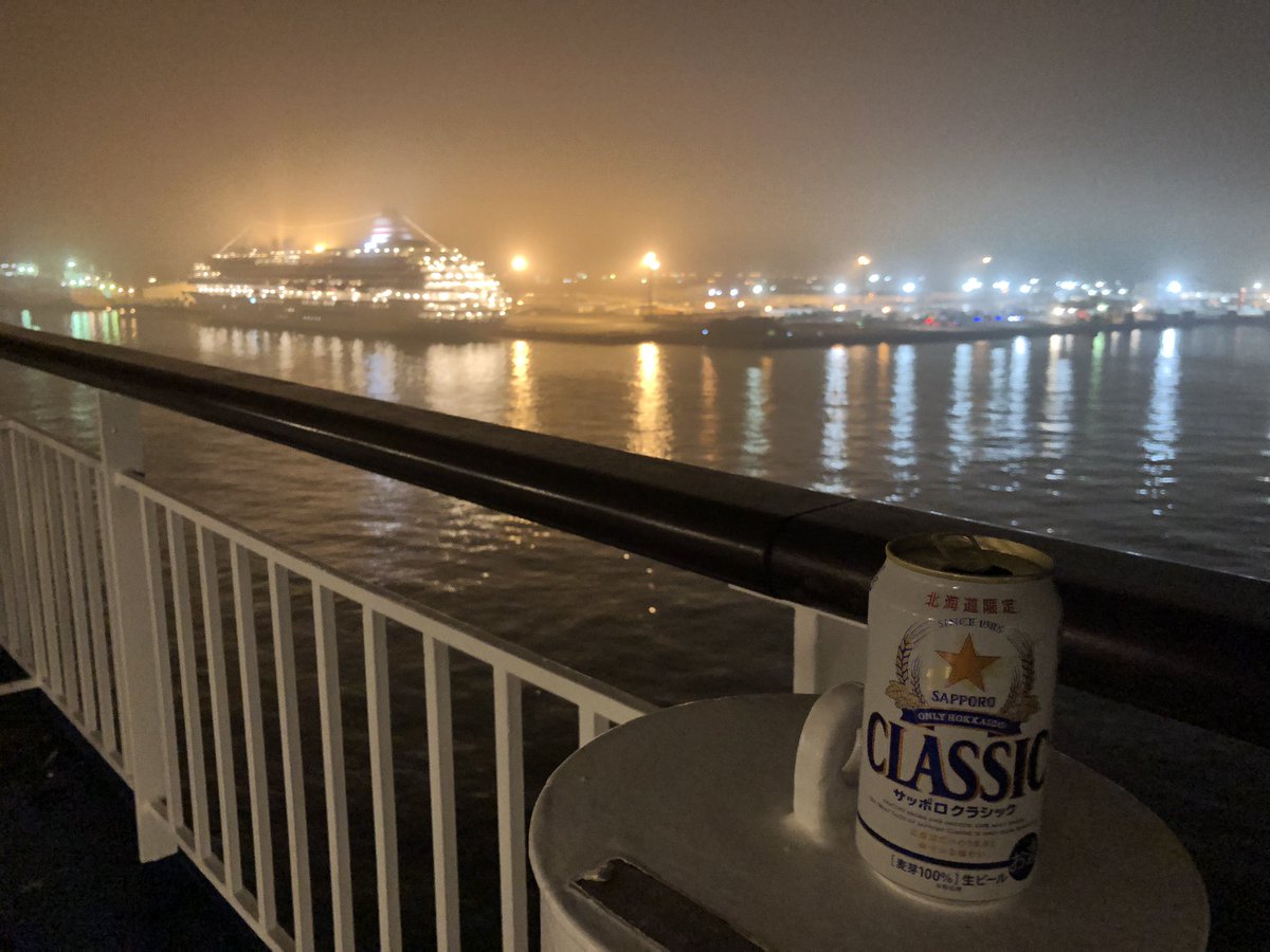 TO_OH_FOO's tweet photo. 霧の苫小牧に別れを告げて、残暑厳しい仙台に到着。北海道ツーリング中のライダーさんへ一言「早起きして走れ！」日が暮れたら、せっかくの絶景は見えないし、快走路はだいたい真っ暗です（反省）

 #北海道ツーリング https://t.co/j6WitkmjHU