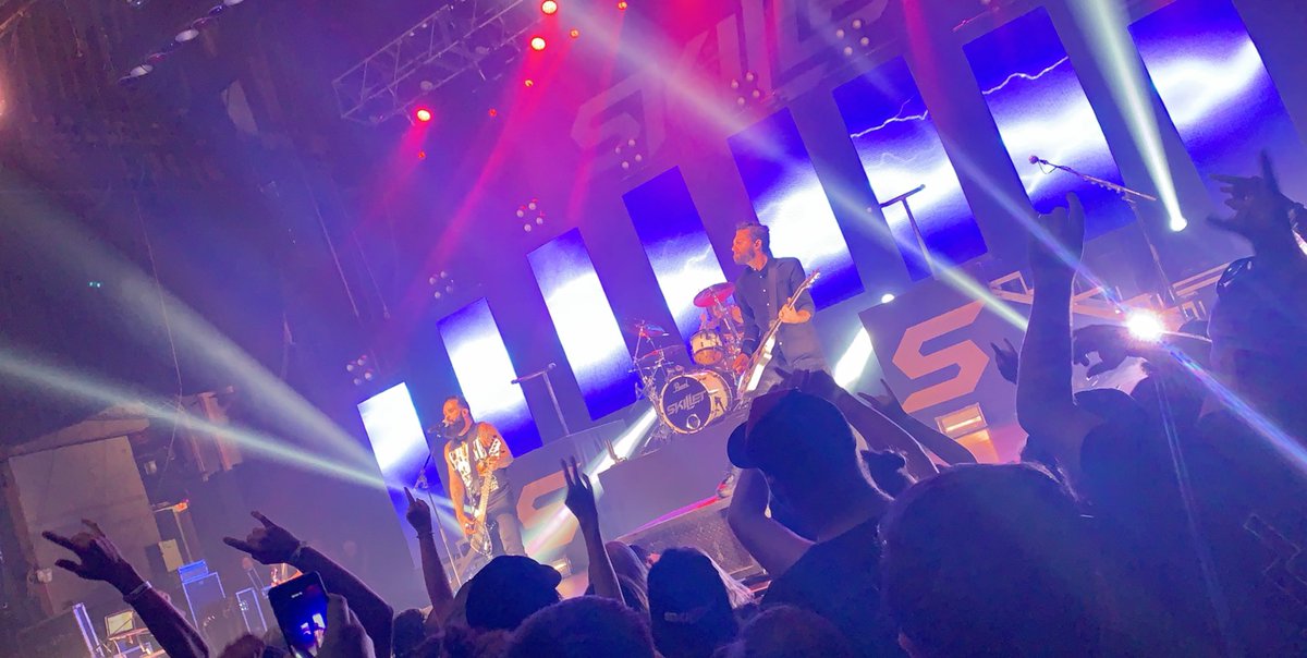 its_the_jlo's tweet photo. Anyone who knows me, knows my love for @skilletmusic is out of this universe. 

Here’s to seeing them for the 6th time tonight! 

#PanheadForLife https://t.co/6K7GDA95hA