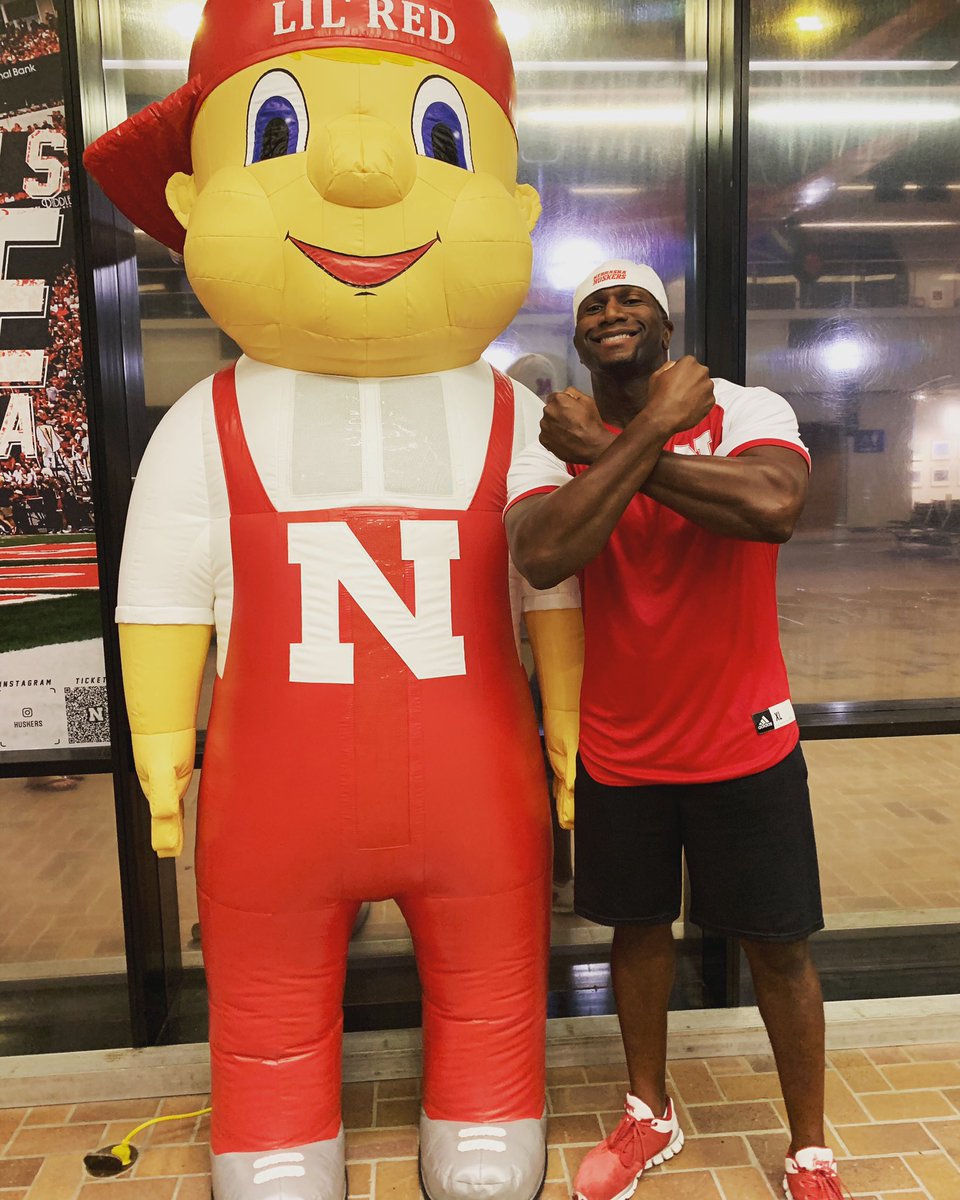 DeMoineAdams's tweet photo. @HuskerFBNation “If we should win, let it be by the code, Faith and Honor held high, If we should lose, we'll stand by the road, And cheer as the winners go by”🌽🏈🔴☠️ #AllWeatherFan https://t.co/3FMLCRzYnt
