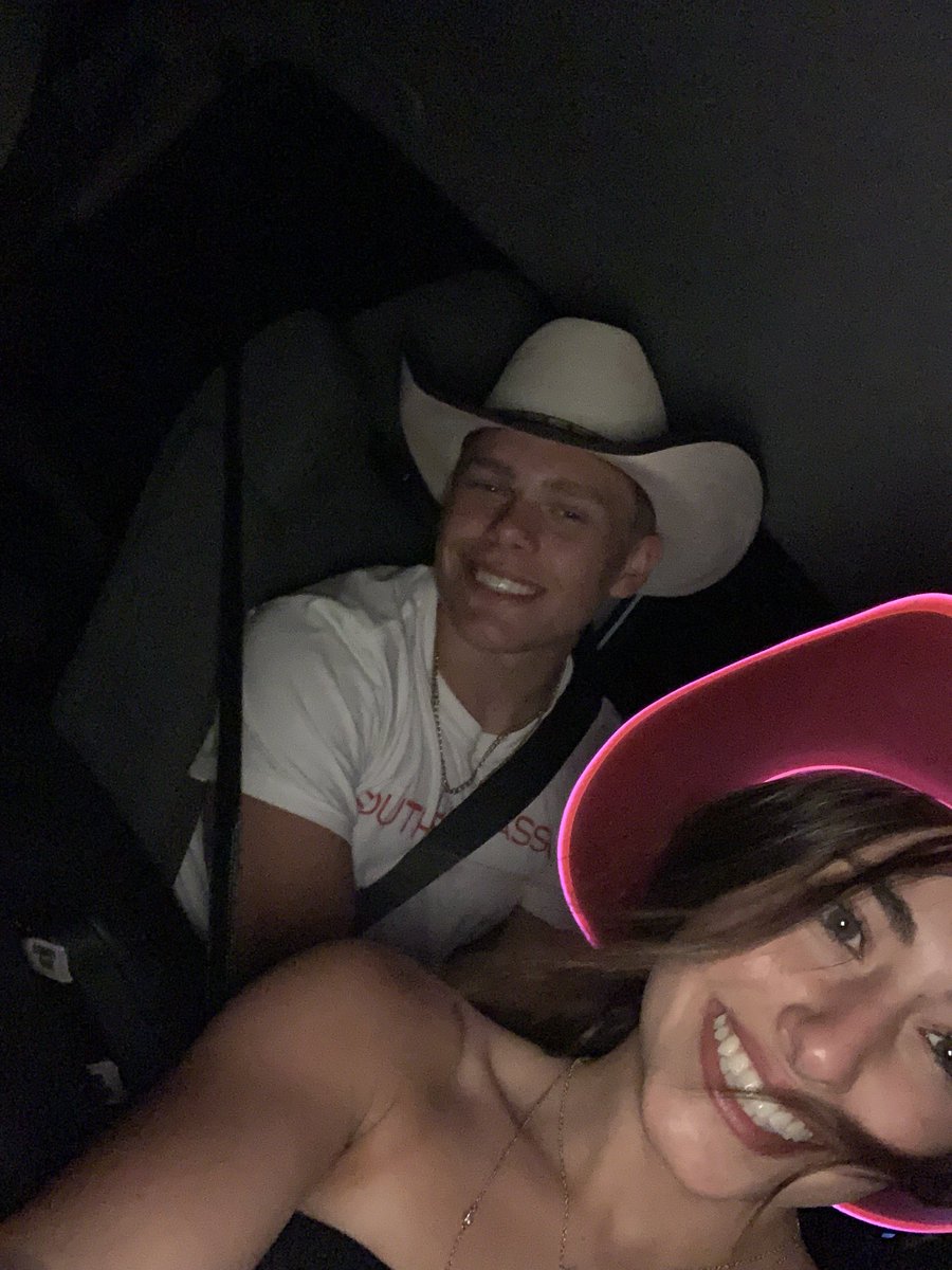 ashjarrous's tweet photo. HAPPY BIRTHDAY to the goofiest and sweetest guy I know!! Love you so much B!❤️ https://t.co/vMNEeiLEsf