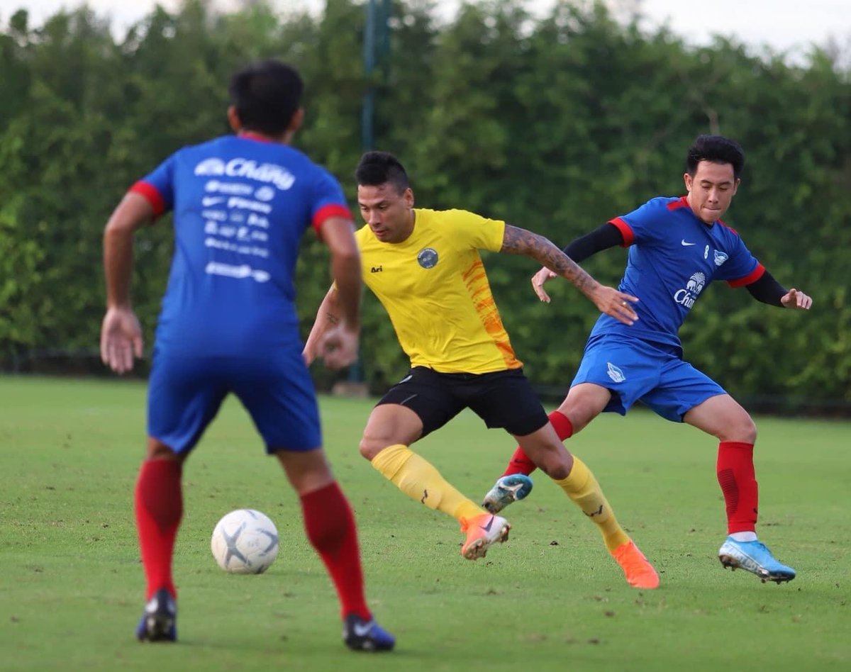 ChonFCOfficial's tweet photo. “ฉลามชล” อุ่นเกือก บุกพ่าย “เขี้ยวสมุทร” 2-3
สนามเกียรติธานี จ. สมุทรปราการ
เมื่อวันที่ 7 ก.ย. ที่ผ่านมา
ผู้ทำประตู
สมุทนปราการ
อิบสัน เมโล่ 22, 25
กฤษพรหม บุญสาร 91
ชลบุรี
ภานุพงศ์ พลซา 54
แฮริสัน ไคออน 70
______________________
#ChonburiFC2019
#BraveSharks
#ฉลามกล้า_ท้าชิง https://t.co/KuyOeCS31W