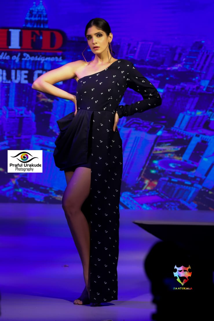 MissGlobe2016's tweet photo. #missindia #dimplepatel #firstindianwinner #deliart #crown #beautyqueen #albania #themissglobe2016 #influencer #fashionblogger #travelblogger #beautyblogger #skincareblogger #haircareblogger #foodblogger #designer #healthcareblogger #nagpur #inifdambazari #pretty #gorgeous #fly https://t.co/RNmJbS3JrL