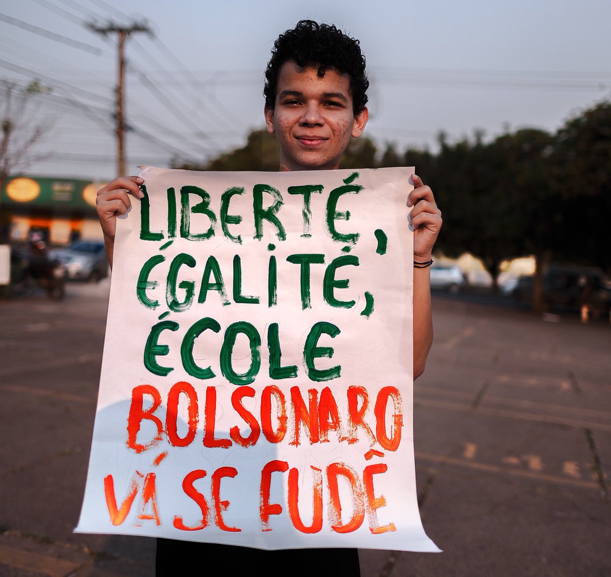 Nas ruas de Cuiabá, no 7 de setembro.

Foto: Francisco Alves / Mídia NINJA

#lutopeloBrasil
