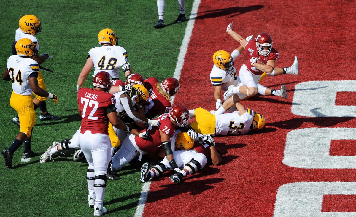 SpokesmanSports's tweet photo. 🏈 Some good, some bad for Washington State against Northern Colorado. In the end? a 59-17 blowout win

📰 Analysis by @TheoLawson_SR ➡️ https://t.co/cPUpLYCK3h https://t.co/oYRu2KDuwq