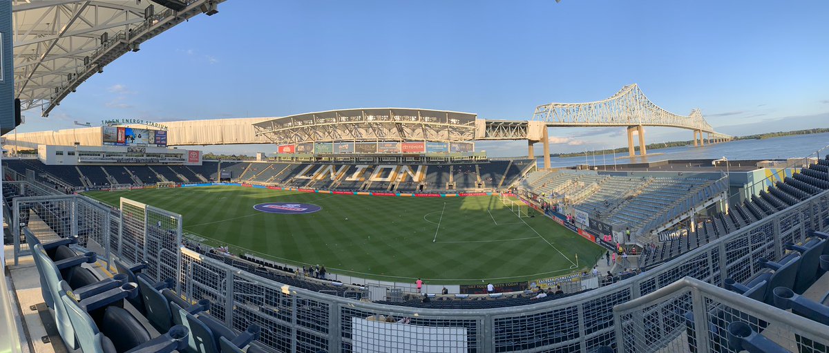snapgraz's tweet image. Summer isn’t complete without an @PhilaUnion game in the books!

#philadelphiaunion #whateagles #September2019 #StadiumEffect