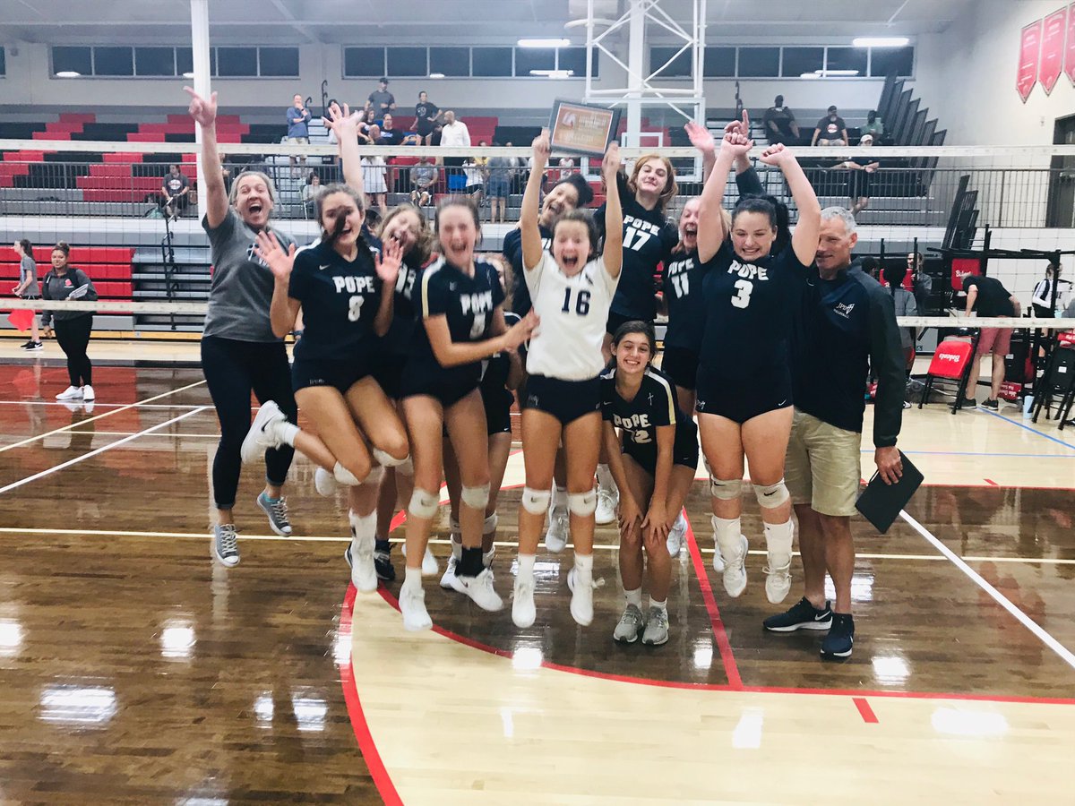 JPII_Vball's tweet photo. Congratulations to our Varsity girls on taking home the GOLD! 🏐🏐 https://t.co/QvaWdoDI2R