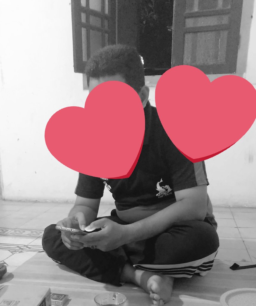 Kamu...
Salah satu anugerah terindah dari Allah yang kumiliki. Dan aq masih n selalu berusaha untuk jadi yg terindah di matamu, di hatimu, agar engkau ridho terhadapq.