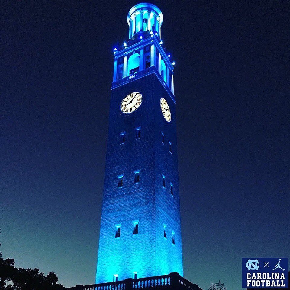 GeorgannaFisher's tweet photo. What a Beautiful sight! Two weeks in a row!! Keep Pounding Heels!!! 💙💙💙💙 @TarHeelFootball #HeelYes #GoHeels https://t.co/Fn5gGOOr5s