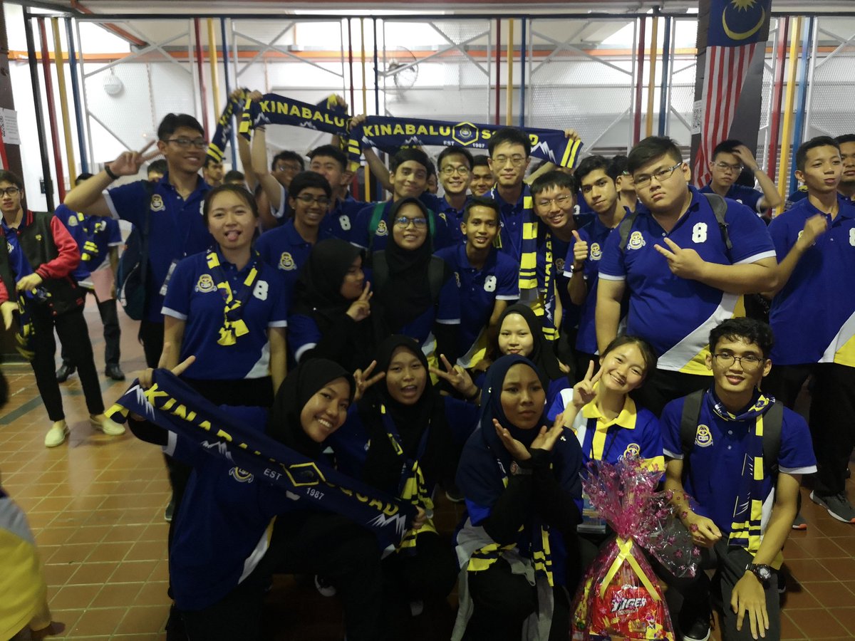 shrley_chan's tweet photo. Congratulations sel 4 😍 Good luck for your future 😘
#kinabalu8th #kinarhinos #UMWOWMHS1920 https://t.co/TeRcQh0VBh