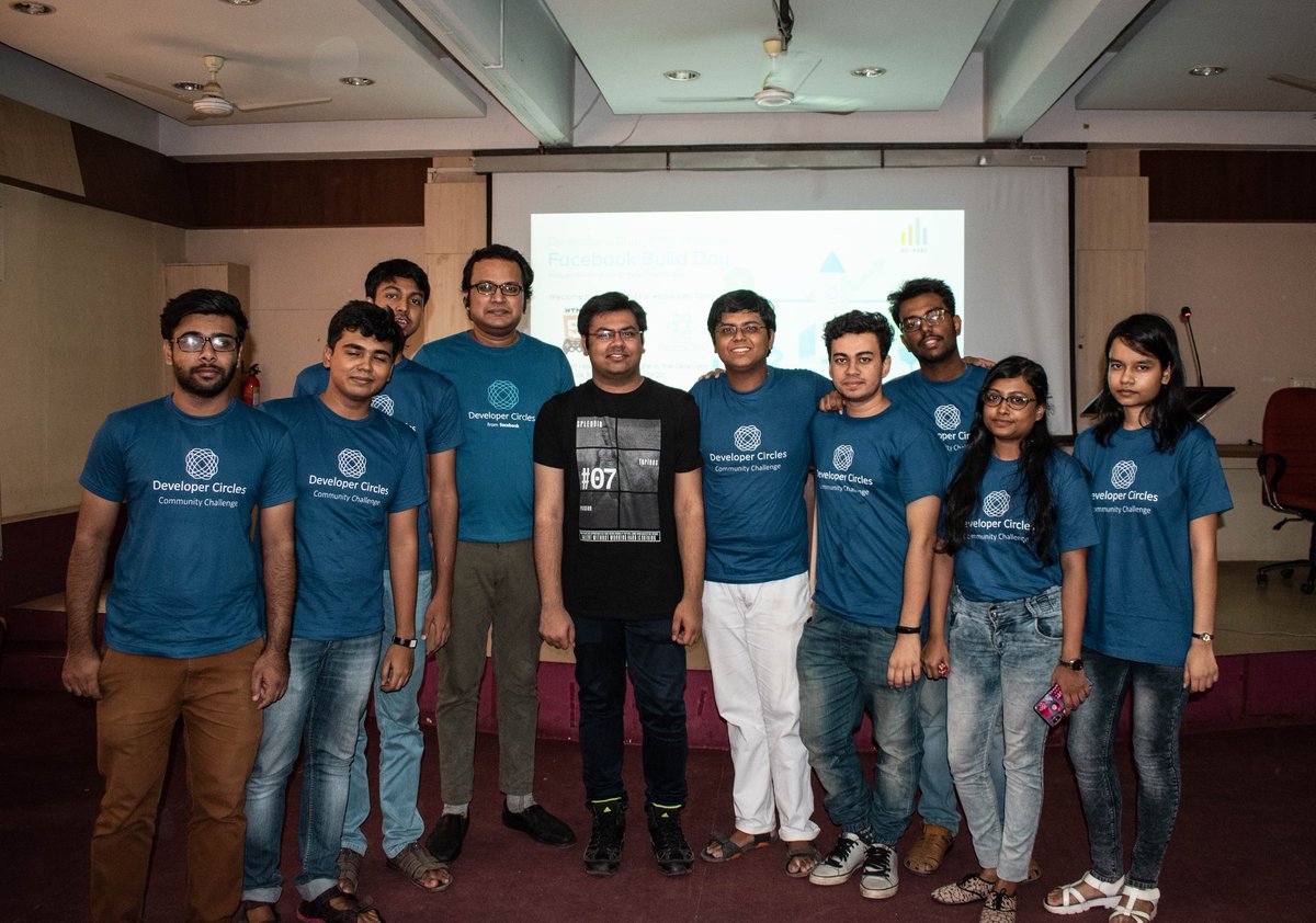 SayantanHack's tweet image. It was an awesome #buildDay , talked on #react360 , at #Kalyani_Government_Engineering_College @sabyasachi_uni , @knightcube was the co-speakers