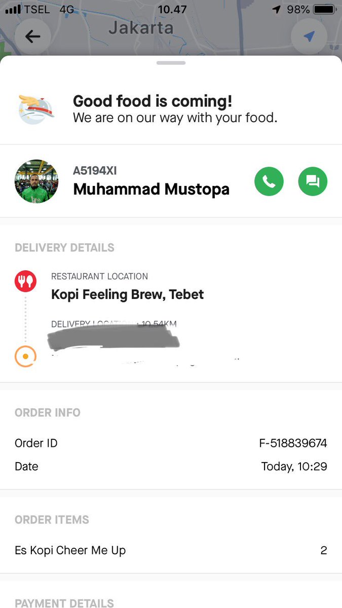SBitha's tweet photo. Lg enak2 tidur ditelp bpk gofood buat konfirmasi pesanan. Kaget donk...ga merasa mesan kok tiba2 ada yg order byr pk gopay saya. Pdhl hp disamping saya dlm keadaan ke locked. Kok bisa @gojekindonesia ? Mana ga bs dicancel lg😡 https://t.co/kF0dnWCtP6