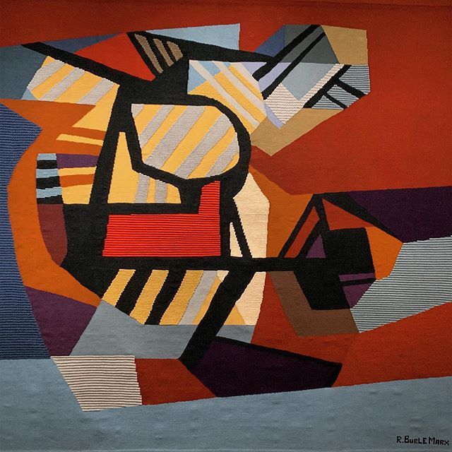 oxotnic's tweet photo. Feeling shapey. Roberto Burle Marx, Untitled, 1971. Wool and cotton, slit tapestry weave. #๐ #๐ #๐ @nybg #nybg #robertoburlemarx #burlemarx #tapestry #brazil #modernism #shapewear #shapey #shape https://t.co/C69fjTjg0r https://t.co/T7WUd7cPDC