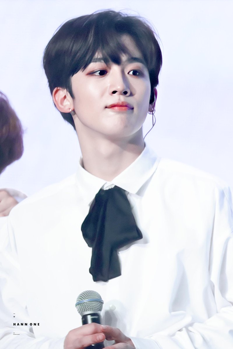 hann_one_'s tweet photo. 190827 쇼콘 HQ
.
요한아ㅜ 보고 싶어ㅜ
.
#김요한 #요한 #KIMYOHAN #엑스원 #X1 #FLASH https://t.co/rArXmd8416