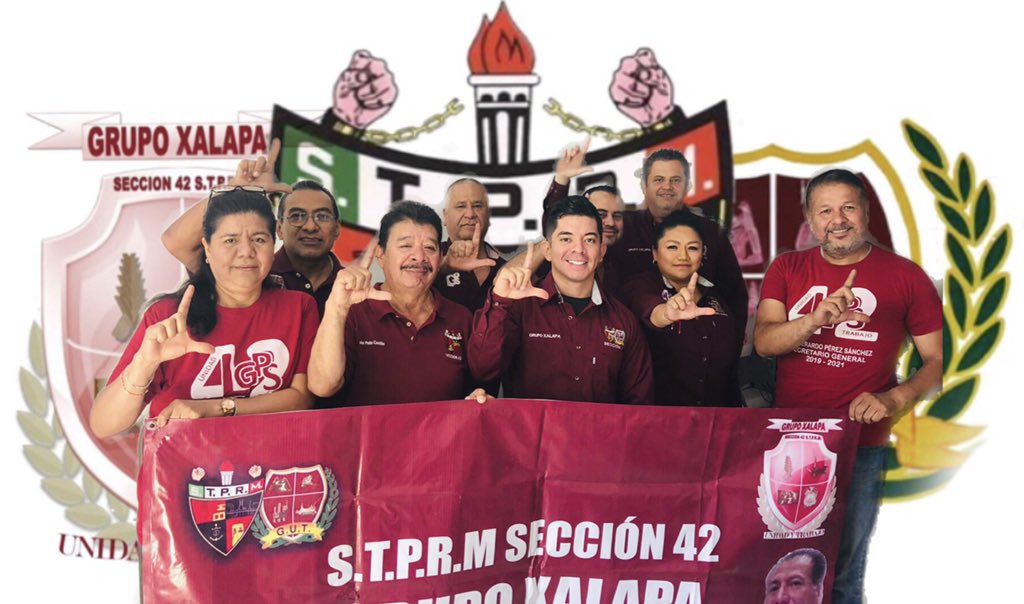 GRUPO_XALAPA42's tweet photo. Nuestro compromiso de siempre estar día a día refrendando el apoyo incondicional a nuestro lider @lgps03101 y a nuestra querida @Seccion42_STPRM. Se ve reflejado en nuestras reuniones la política de nuestro lider que nos une y nos motiva https://t.co/iXgn5FjJvD