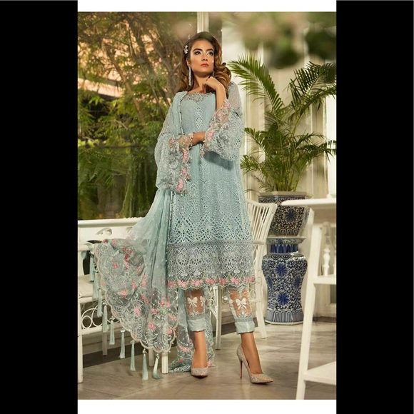 InfatuatedByMe's tweet photo. So good I had to share! Check out all the items I'm loving on @Poshmarkapp from @abbas_nudrat @AlisLee2 #poshmark #fashion #style #shopmycloset #nida #alislee: https://t.co/wA3eanu9OG https://t.co/Yb1IGdurAb
