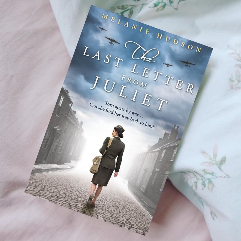 99p DEAL:
#TheLastLetterfromJuliet by @Melanie_Hudson_ is 99p for THIS WEEKEND ONLY! Don’t miss out on picking up this beautiful novel while it’s ON SALE: hyperurl.co/lastletterfrom…
