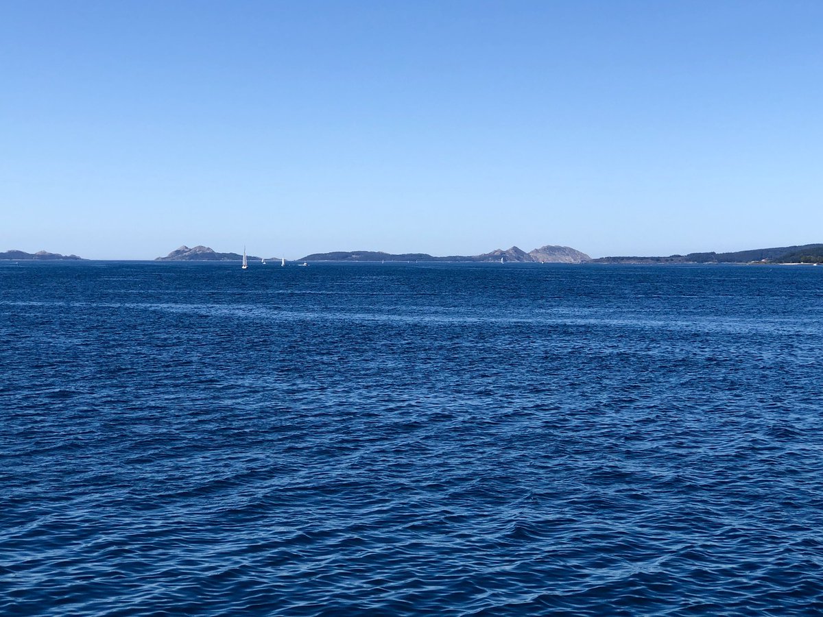 Y, ¿qué me decís de estas vistas a las Cíes que se tienen desde a #festadomariscovigo2019 #festadomariscovigo ? <a href="/Vigomarvigo/">Vigomar, Festa do Marisco de Vigo</a> <a href="/zonafrancavigo/">Zona Franca Vigo</a> @sudigastro <a href="/parajesxvisitar/">Parajes x visitar - BLOG de VIAJES</a> <a href="/puestadesolvigo/">PuestadesolVigo</a> <a href="/Vipavi_/">Vipavi</a> <a href="/loves_galicia/">Loves_galicia 🛰️ #fainoengalego</a> <a href="/SecretGalicia/">Secret Galicia</a> <a href="/GaliciaLluviosa/">Descubriendo rincones gallegos y no gallegos!!!</a> <a href="/maruxainab/">maruxainaysumochila</a> <a href="/TurismodeVigo/">Turismo de Vigo</a> <a href="/loroma61/">Loli</a>