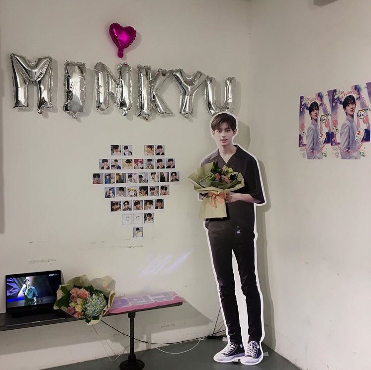 mymk03120a's tweet photo. #LTFB_DAY2
제 최애 갓이킨님 ,, 사랑해요 ❤️❤️
지금 눈이 너무 맑아지다 못해 투명해졌다구요
˚✧₊⁎❝᷀ົཽ≀ˍ̮ ❝᷀ົཽ⁎⁺˳✧༚
관람하는 내내 너무 뭉클하고 행복했답니다
항상 예쁜 사진 제공해주셔서 감사해요 ㅠㅠ
앞으로도 쭉 함께 해 주세요 .. 💓💓
나 민규한테 뼈 묻을래 https://t.co/Mu3mrdTRBD