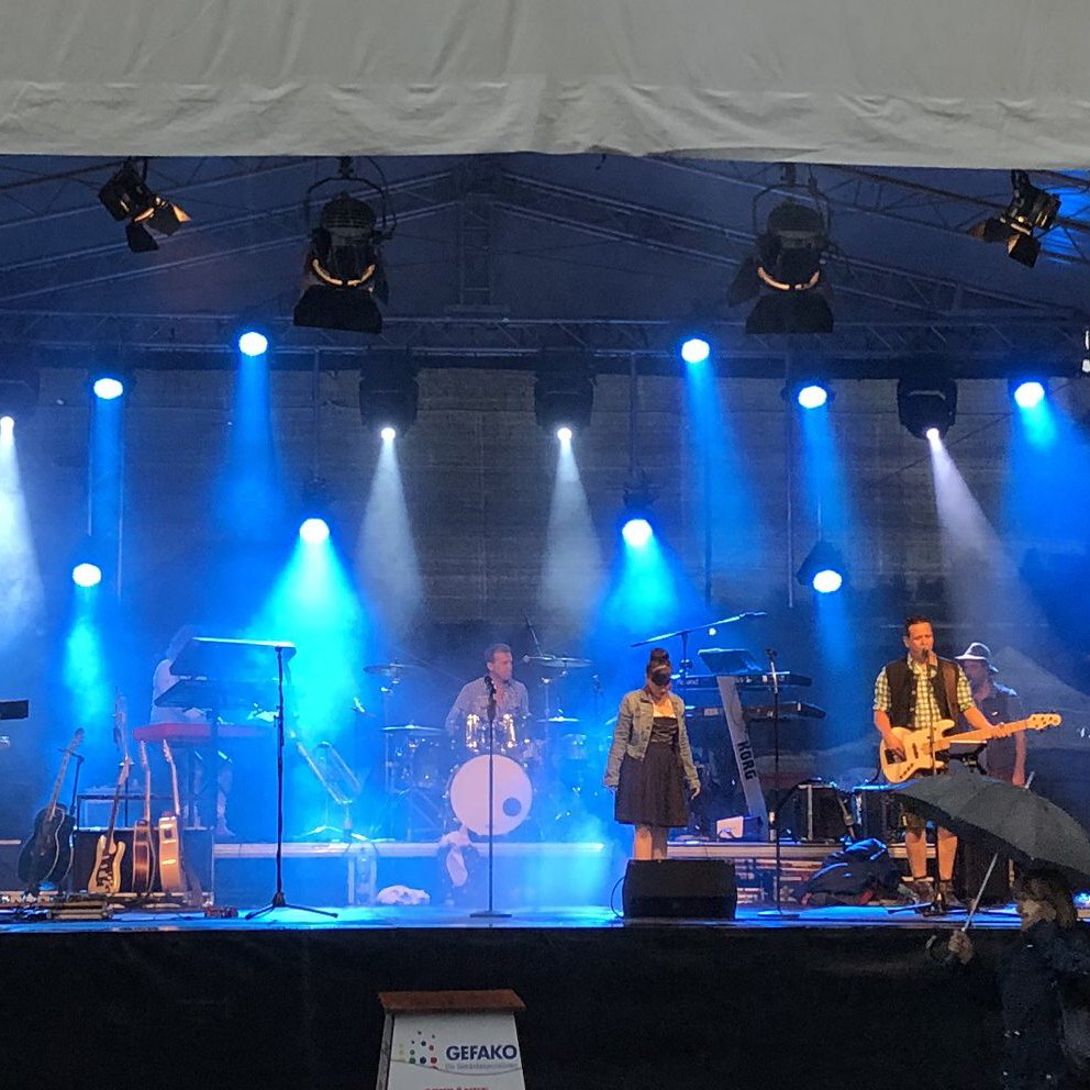langshowtechnik's tweet photo. Wir durften das Nürtinger Neckarfest 2019 mit insgesamt 5 Bühnen inklusive der benötigten Technik ausstatten. Vielen Dank an die Stadt #Nürtingen und die Firma #Fohhn Audio AG für die sehr gute Zusammenarbeit und Unterstützung! 
Link zur Website:  https://t.co/hvZ8v6czS0 https://t.co/vxXvHbUjgI
