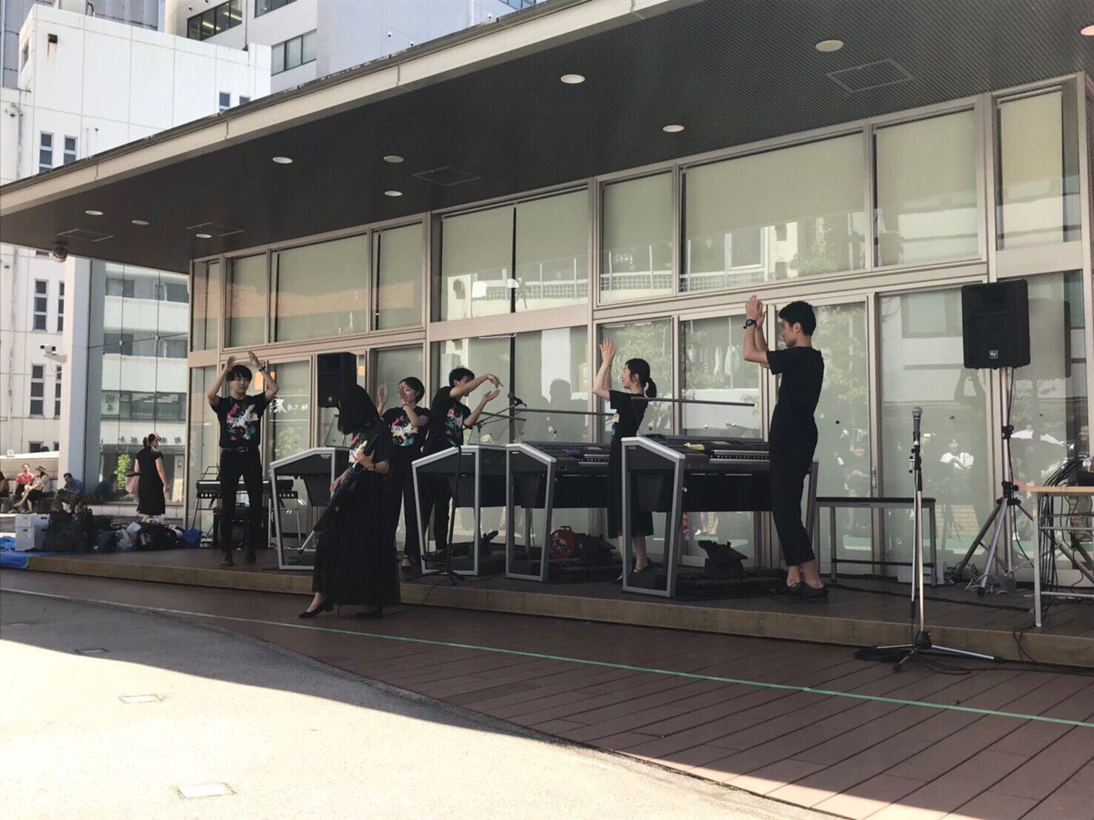 tohoku_musica's tweet photo. 皆様、本日はジャズフェスにお越しくださりありがとうございました!
いくつかハプニングもありましたが、最高のフェスティバルになったのではないかと思います!🤣🤣🤣
#JSF2019
#定禅寺ストリートジャズフェスティバル https://t.co/oHL8EUOevI