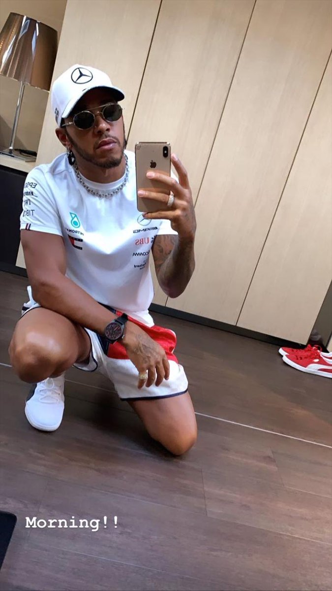 LH44_Lisa's tweet photo. @LewisHamilton #IG ๐ Good luck ๐ ๐ ๐ ๐ ๐ in the race ๐ #Lewi5 ๐ I know you can win this today ๐จ๐ #LetsGo ๐ #TeamLH ๐ย #ItalianGP โค๏ธ https://t.co/4Q7LsgBAey