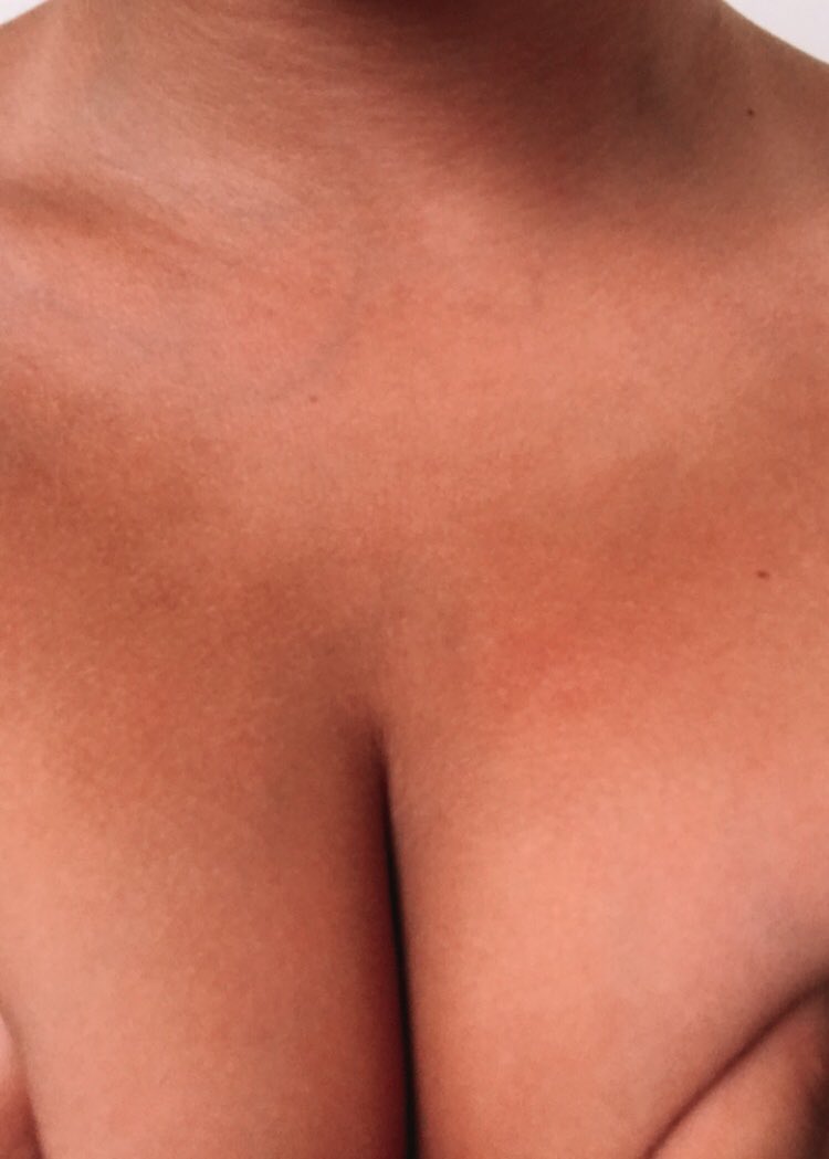 AssThiqq's tweet photo. Tits💦👅 dm me for pics 
I’m horny let’s exchange 
FREE! #horny #sex #porn #nudes #free #dm https://t.co/cU496d3DLt