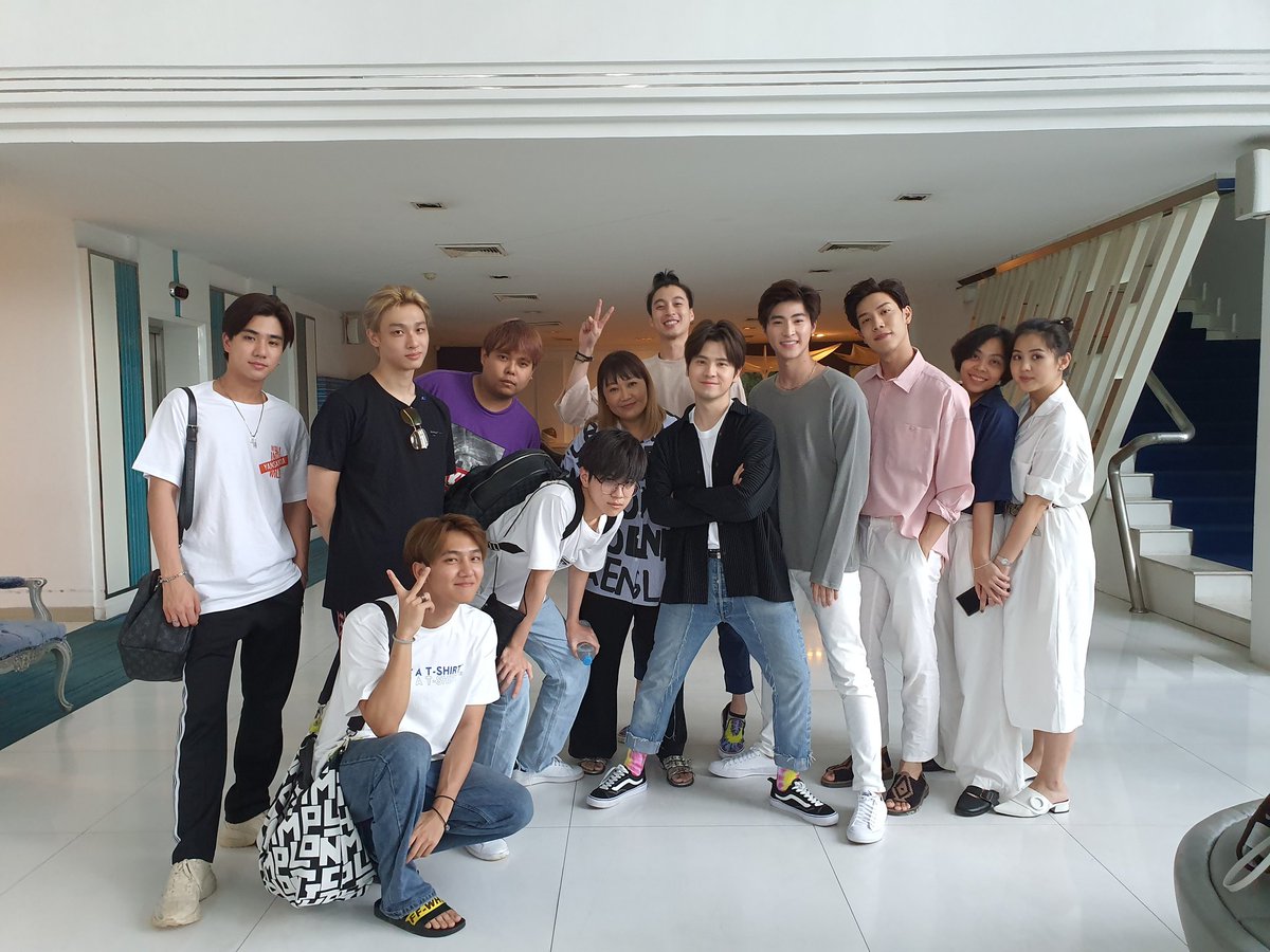 Gonghive24's tweet photo. จบทริป ส่งกลับก่อนหนึ่งก้อน ^^ อนุโมทนาด้วยยทุกคน https://t.co/55TSR6RSUi