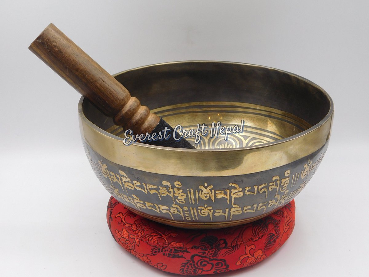 craft_nepal's tweet photo. Excited to share the latest addition to my #etsy shop: Mantra Incarved Singing Bowl 8" Diameter For Meditation, Yoga, Healing practices, Sound Therapy - Included Cushion &amp; Mallet - Made in Nepal https://t.co/Gr6cssGiUs #everythingelse #religious #bronze #copper #singin https://t.co/xt6kz6ohP8