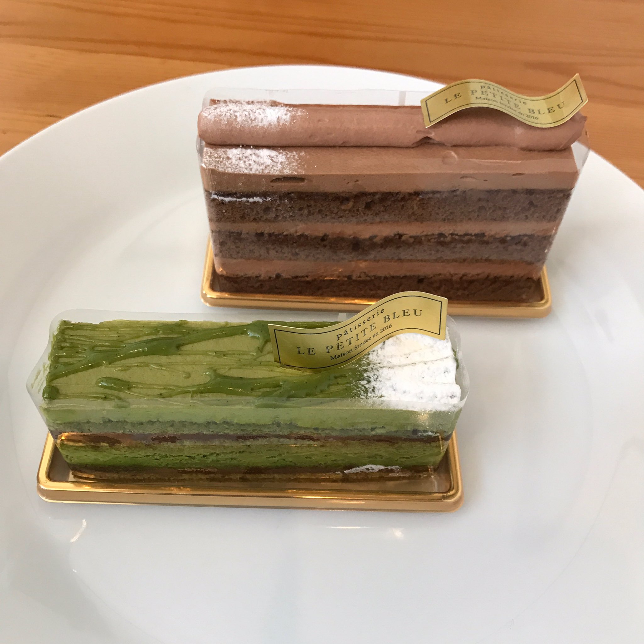 関本 優 姫路 午前中は仕事 午後は 総社でお参り 挙式6周年なので して 生田さんとこ パティスリー ル プティブルー 姫路 ケーキ カフェ ケーキ屋 バースデーケーキ でティータイム 結婚6周年 播磨国総社 パティスリールプティブルー