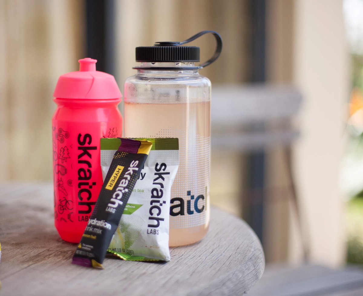 CatherineColyn's tweet photo. It’s getting hot in here. 🔥
Spring is heating up & FAST. Make sure your hydration game is on point. 🍼 #skratchthesummit https://t.co/79qgHag3Xg