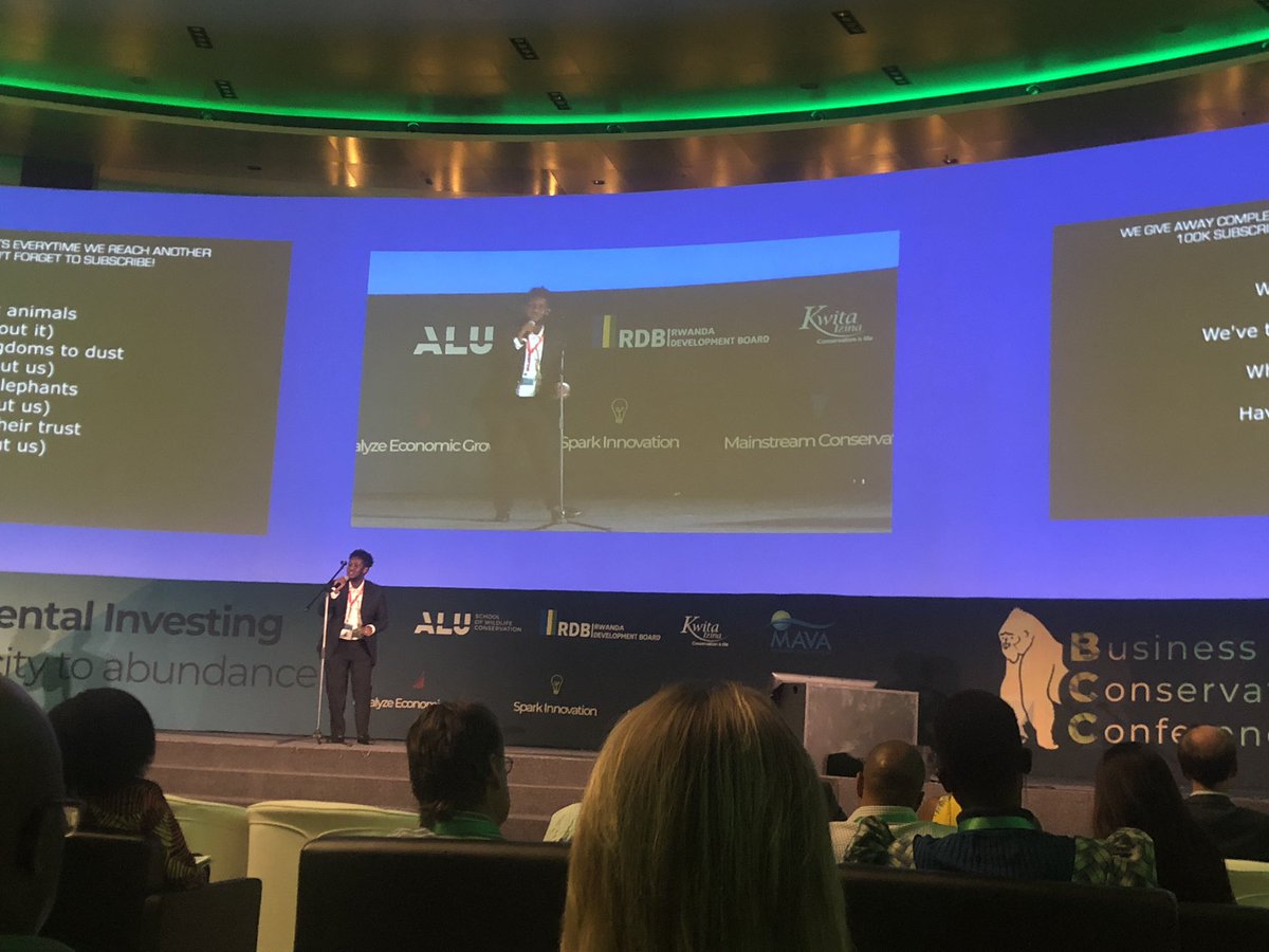 _monipher's tweet photo. An amazing performance by @alubusiness student at the official opening of #ALUBCC2019 https://t.co/A2kmxtW2bS