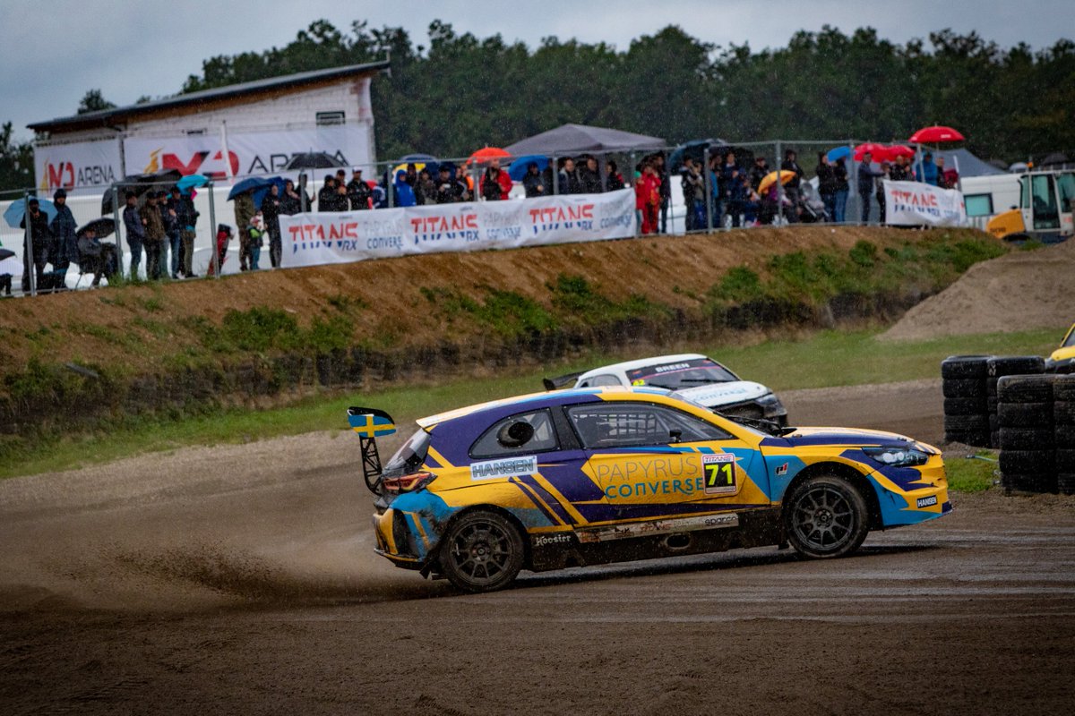 TitansRX (@titansrx) on Twitter photo 🇸🇪 #KeepUpWithKevin - Kevin Hansen wins Q1, with a 3 second gap to second-placed Topi!
1st - <a href="/kevinhansen71/">KEVIN HANSEN</a>
2nd - <a href="/Heikkinen57/">Toomas Heikkinen</a>
3rd - <a href="/Timmy_Hansen/">Timmy Hansen</a>
4th - <a href="/TamaraMolinaro/">Tamara Molinaro</a>
5th - <a href="/HaydenPaddon/">Hayden Paddon</a>
#TitansRX 🇸🇪 #KeepUpWithKevin - Kevin Hansen wins Q1, with a 3 second gap to second-placed Topi!
1st - <a href="/kevinhansen71/">KEVIN HANSEN</a>
2nd - <a href="/Heikkinen57/">Toomas Heikkinen</a>
3rd - <a href="/Timmy_Hansen/">Timmy Hansen</a>
4th - <a href="/TamaraMolinaro/">Tamara Molinaro</a>
5th - <a href="/HaydenPaddon/">Hayden Paddon</a>
#TitansRX