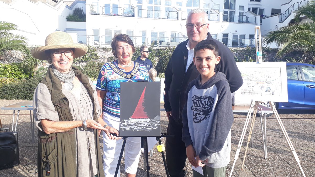 Super proud of @brixhamcollege year 8 student George for winni g Junior section of @BrixhamArtSoc painting competition yesterday 

He had such a wonderful day taking part.  He also sold his piece he named Flame of the Sea and can be seen hanging in @MDLBrixham office 

Happy boy!