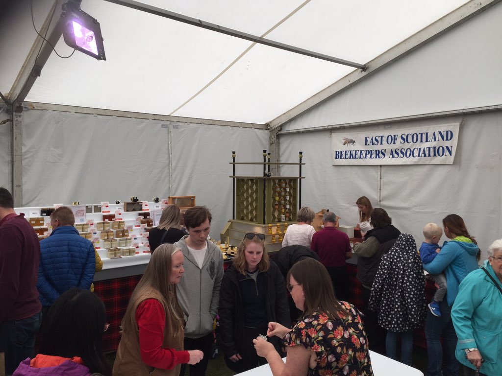 EastScotBees's tweet photo. It’s the last day of the @DundeeFlower 2019.
#ESBA are on duty again with the #observationhive, competition entries &amp; some #honey sales.

And if you are interested in keeping #honeybees why not sign up for the beginners classes which start in the Spring 2020. https://t.co/VcyhTaaoPS