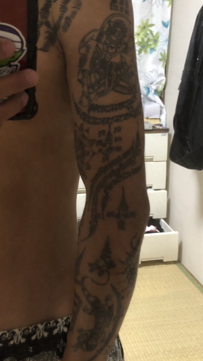 ট ইট র ドラゴンと呼ばれたい男 タトゥーまとめ 他に色々入ってますが現在タイのトラディショナル タトゥーサクヤンに魅了されて3カ月に1度タイに通ってます タトゥー トライバル タイニーズトライバル サクヤン タトゥー好きと繋がりたい ট ইট র ドラゴンと呼ばれたい男 タトゥーまとめ 他に色々入ってますが現在タイのトラディショナル タトゥーサクヤンに魅了されて3カ月に1度タイに通ってます タトゥー トライバル タイニーズトライバル サクヤン タトゥー好きと繋がりたい