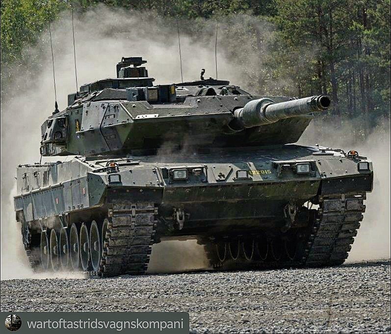 SoldFcom's tweet image. #stridsvagnssöndag
Stridsvagn 122 från @Stridsvagnskomp  💪😎🇸🇪
instagram.com/wartoftastrids…

#stridsvagn #mainbattletank #panzer #leopard2