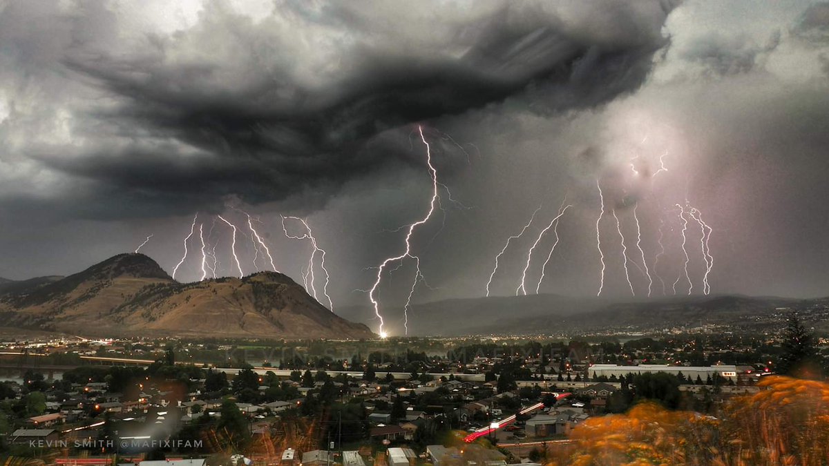 mitchjwilliams's tweet photo. Kevin Smith photographer #Kamloops https://t.co/c8W1ANJLy1