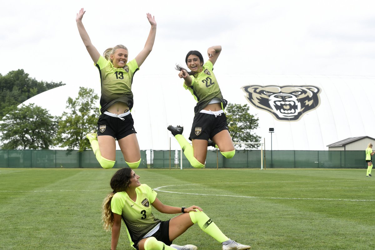 Oakland Women's Soccer tweet media