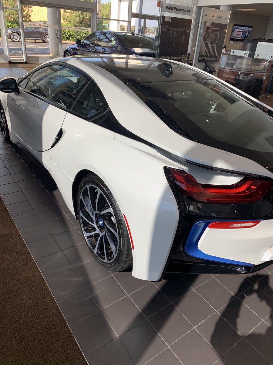 mcbrooks1972's tweet photo. @BMWi Only the best will do @BMWi https://t.co/3YFBz4mZTA