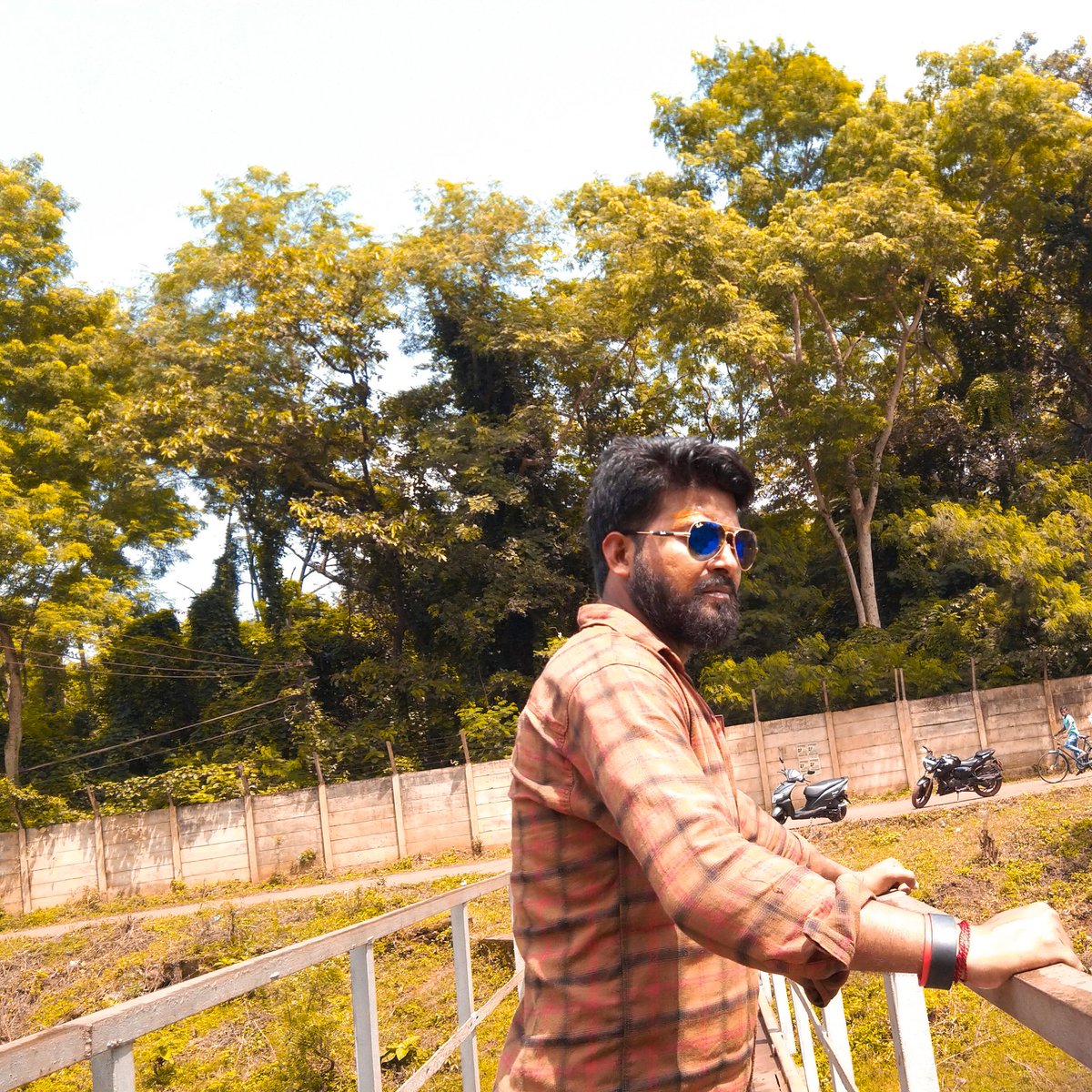 KumarPriyatam2's tweet photo. Life is full of ups and downs. One needs to stay positive in life, no matter what may comes.... https://t.co/OPOnfb2MPm