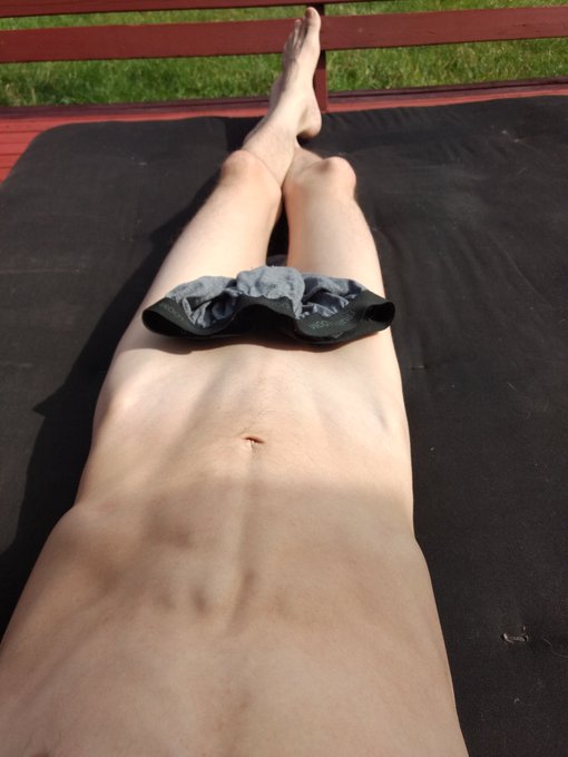 No power from the storm last night in nova Scotia glad I got this time in the sun before it come retweet