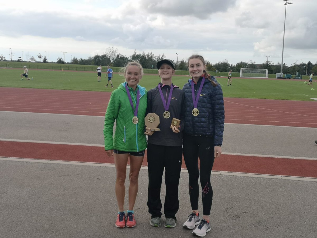 Wirral_AC's tweet photo. Well then, our senior women have only gone and won the NW relays! Emily Kearney, Sarah Kearney and @SophieTarver the winning trio- we're not sure if this has ever happened before #WirralClass https://t.co/U0lFKWpKjt