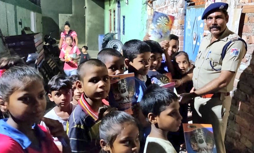 RPF Delhi Division tweet media