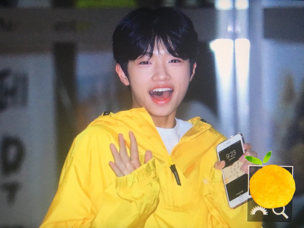 yeoja033's tweet photo. SAENGIL CHUKKAE~~~ PYOYAM~~ 🐣🐥🐤💛
.
.
.
#HappyDongpyoDay #DONGPYO #SAENGIL_CHUKKAE #SONGDONGPYO #DongpyoDay🐥 #SAENGILCHUKKAE_PYO🐥 #X1 https://t.co/BgUkUc49te
