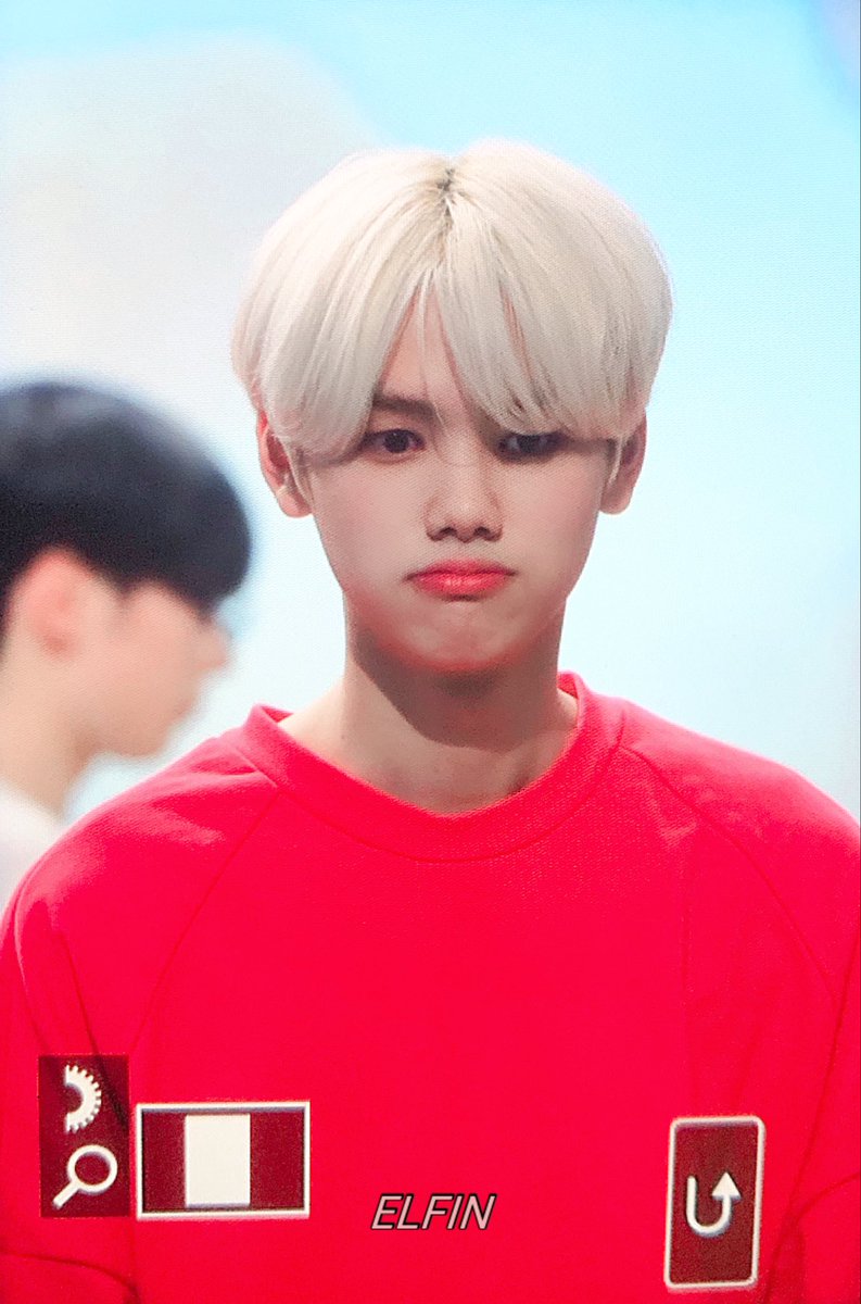 elfin_mh's tweet photo. 190908 상암 팬싸

막팬싸 힝구...🥺💦

#X1 #엑스원 #강민희 #민희 #MINHEE #쾌남 https://t.co/1ijetQl7mQ