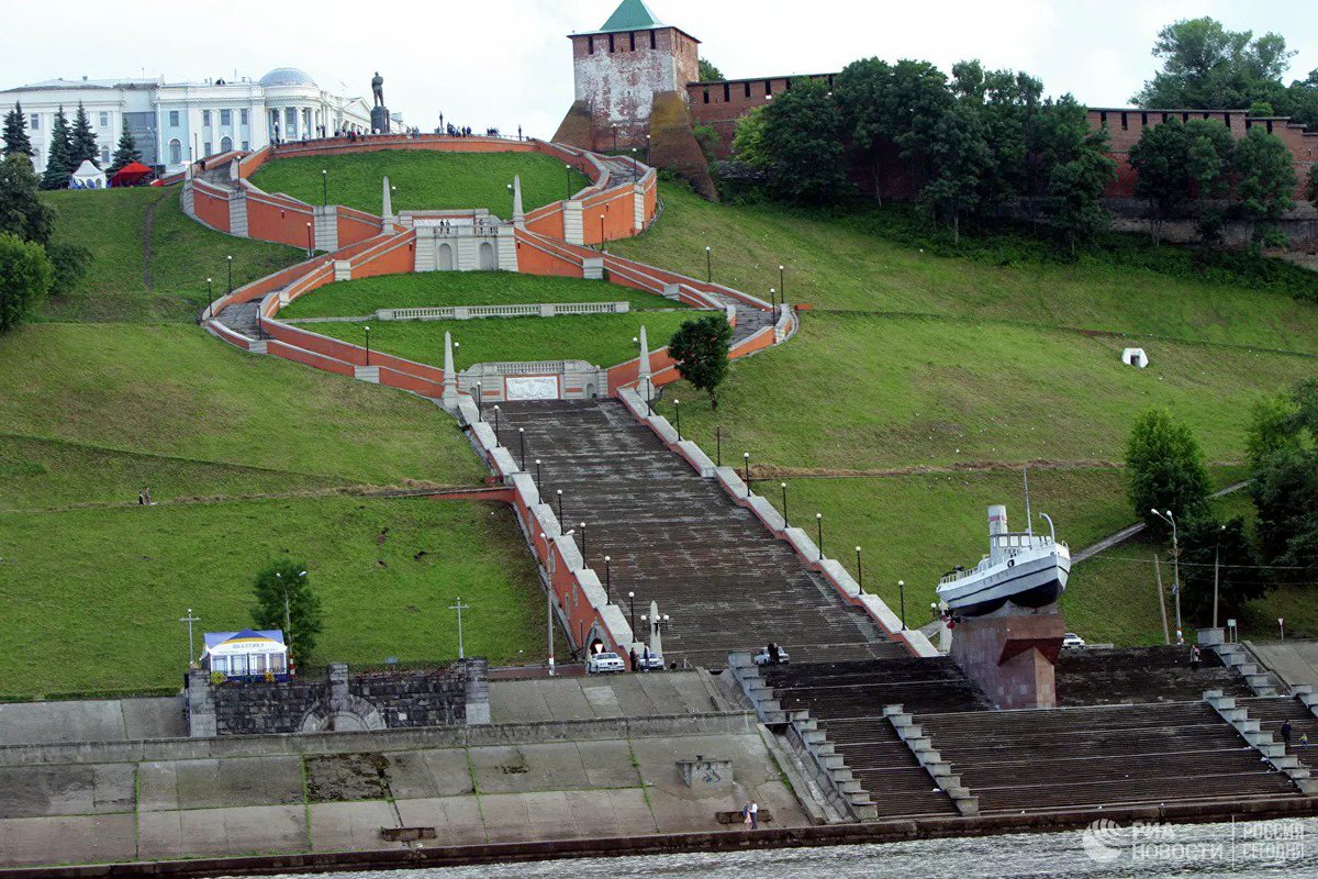 лестница чкалова в нижнем новгороде фото