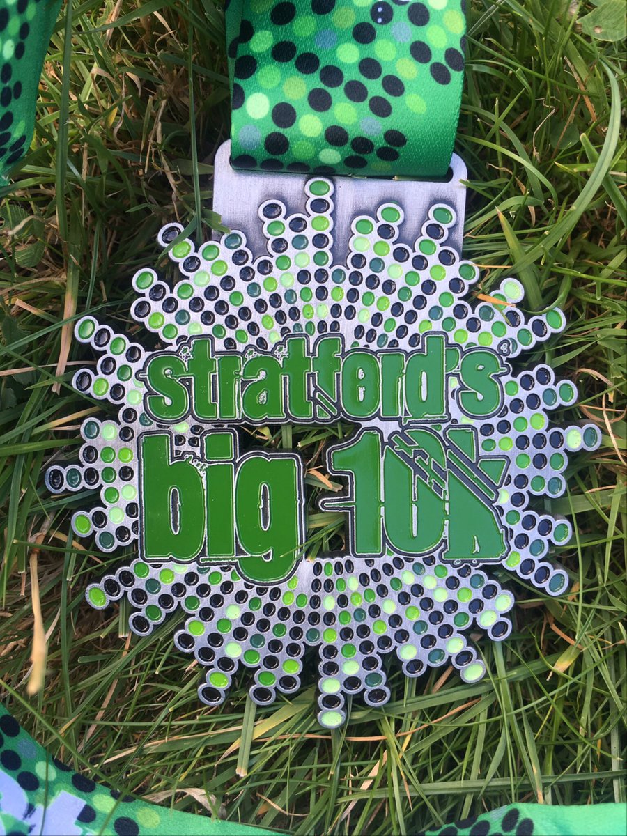 emmaclogs's tweet image. Lovely bling @EventsTempo but any chance we can make 2020’s #StratfordsBig10k a plastic free event? #Stratford10k