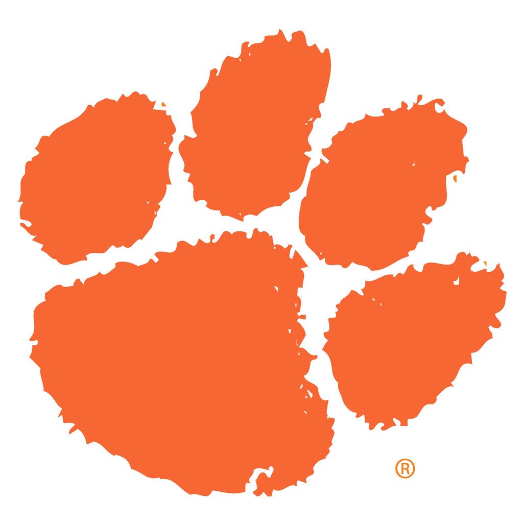 SallyTraveler's tweet photo. @fred_spiller Yes they are, and proud to be one.  In today’s era of divisiveness in politics, race, etc.  it’s nice to be part of a family of Clemson fans that supports its team unconditionally, and simultaneously respects its on the field opponents and their fans! Classy winning! #allin https://t.co/MkJbEQld6r