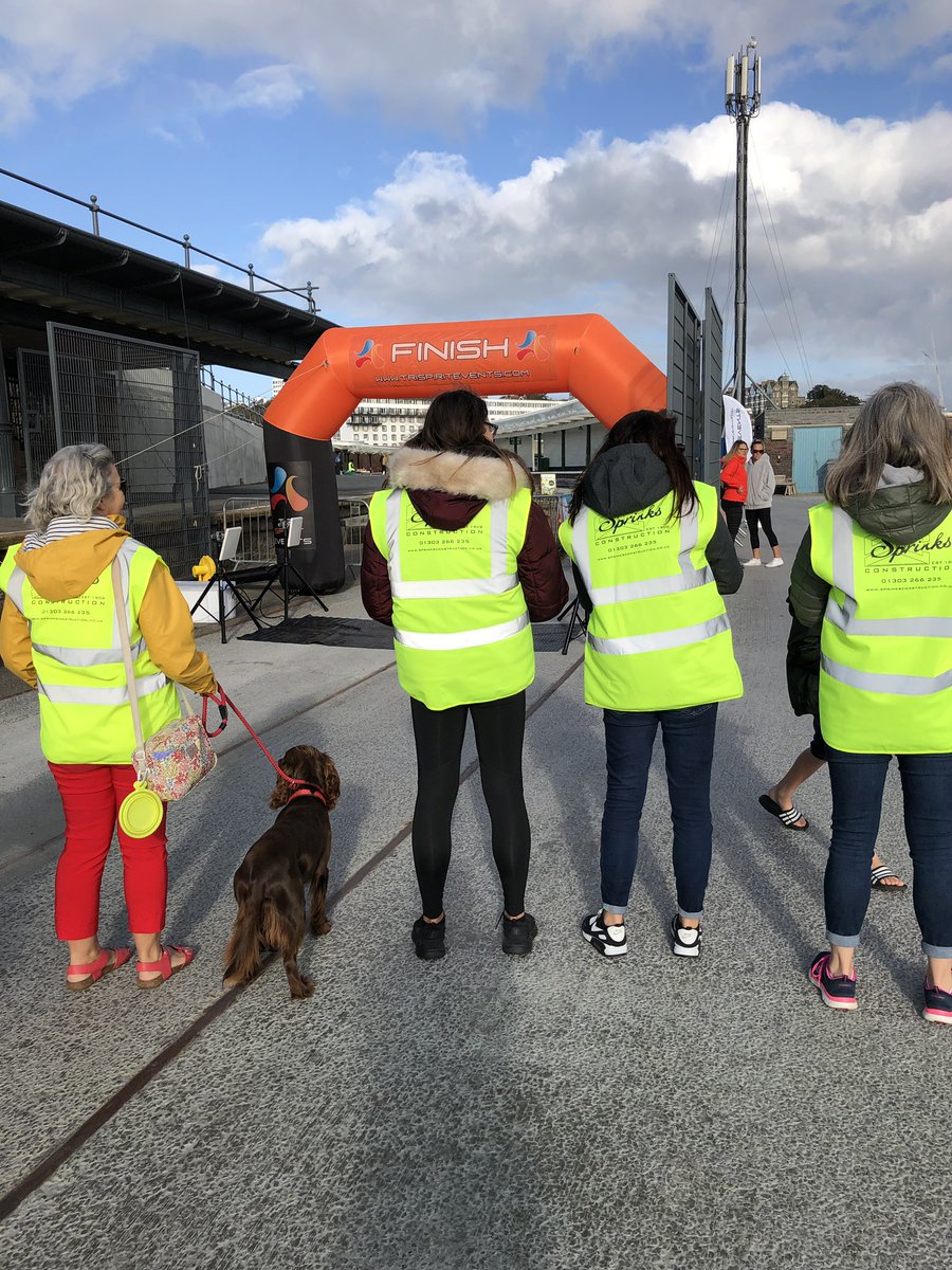 SprinksC's tweet image. Both Sprinks teams made it safely across the finish line only to be greeted by yet another Team Sprinks! 

Very well done to all supporters as well as participants. It was cold and blustery out there! #Folkestone #ChannelTri